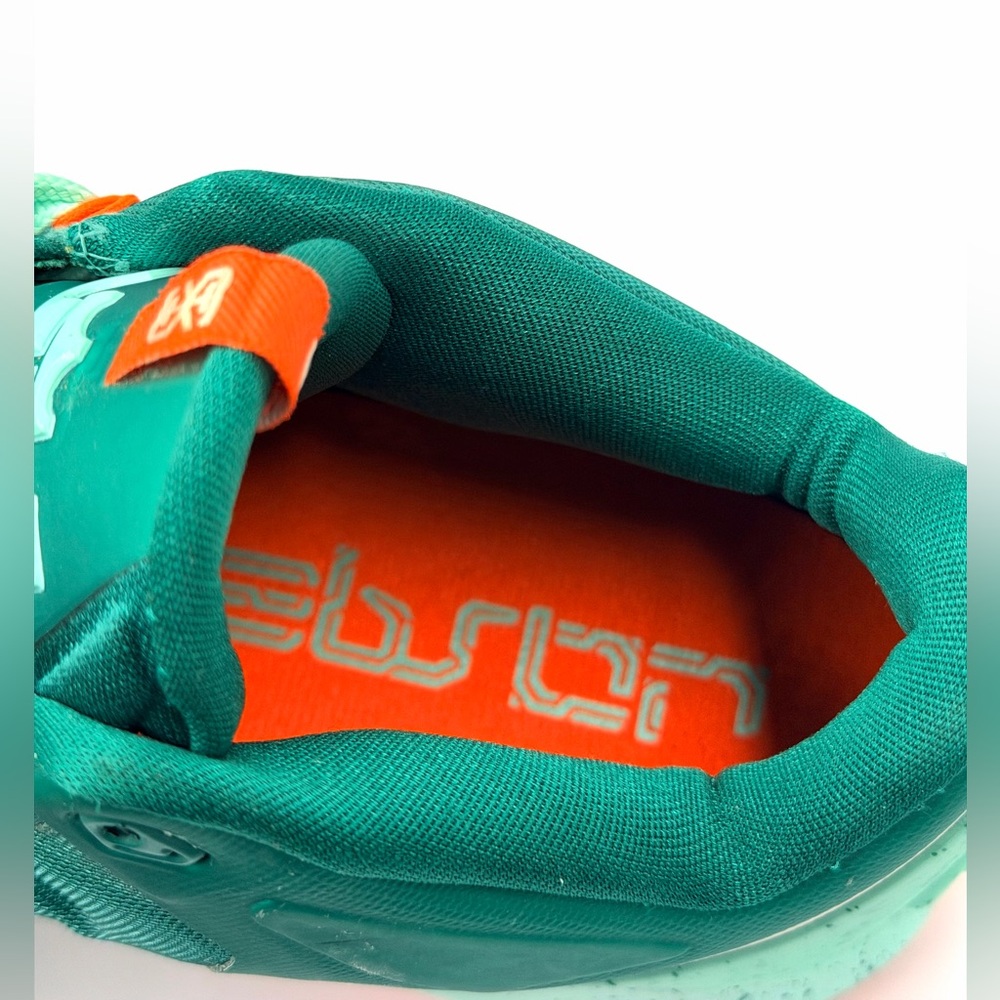 Nike Max LeBron 11 Low 'Biscayne' 2014 - Picture 4 of 12